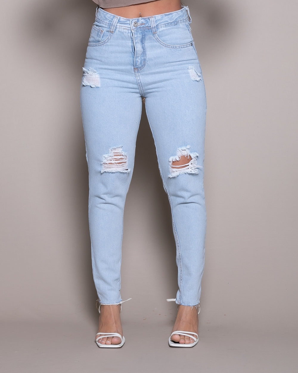 Calça Mom Jeans Clara 
 MARMORIZADO CLARO