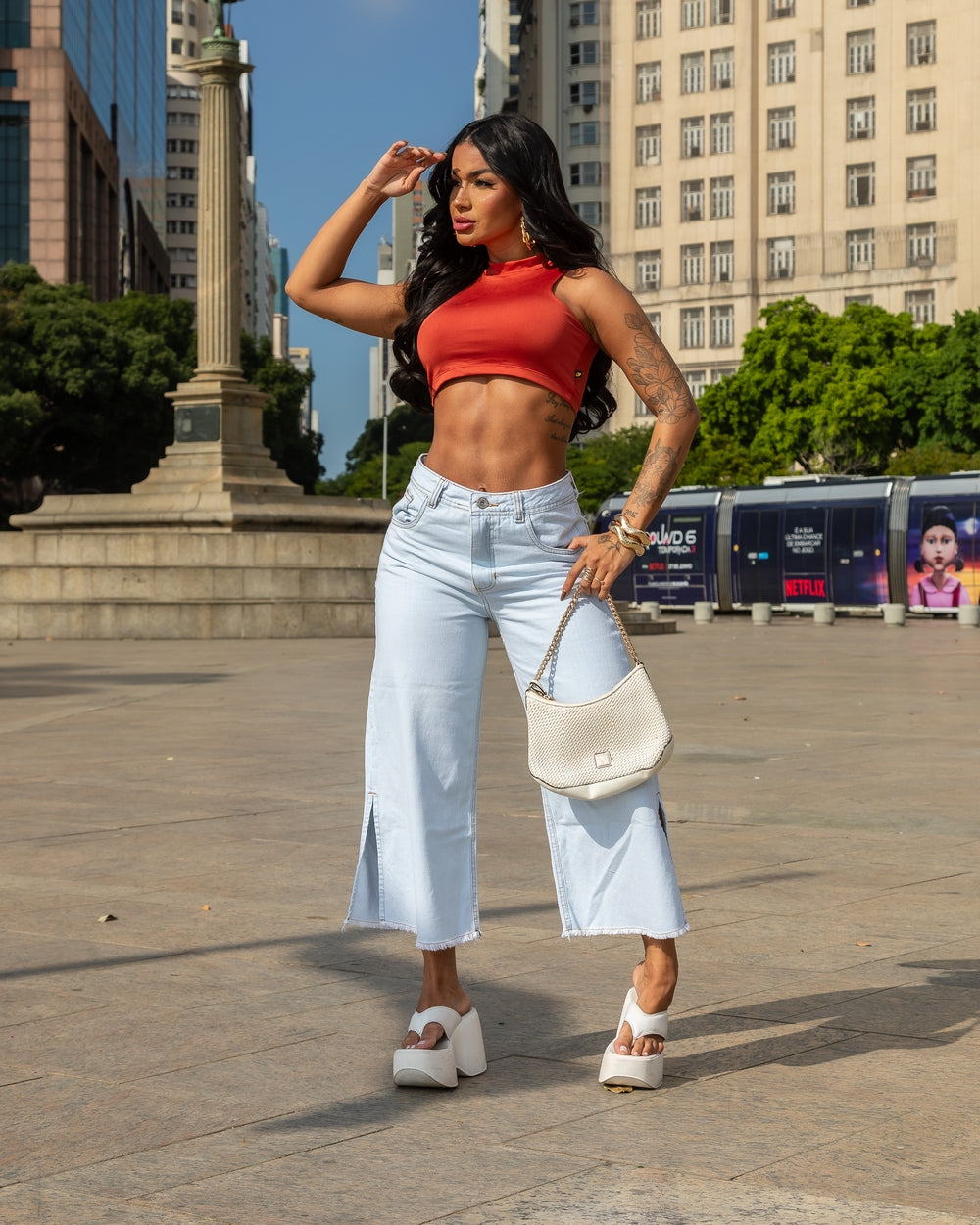 Calça Pantacourt Jeans Elen
 OFF