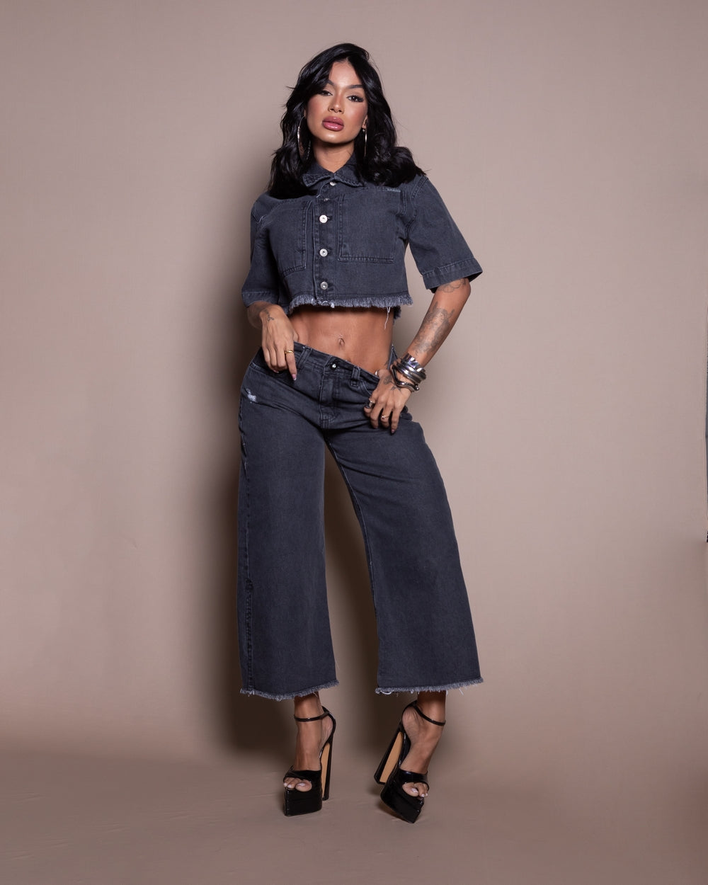 Calça Pantacourt Jeans Camila
Calça Pantacourt Camila
 MARMORIZADO BLACK